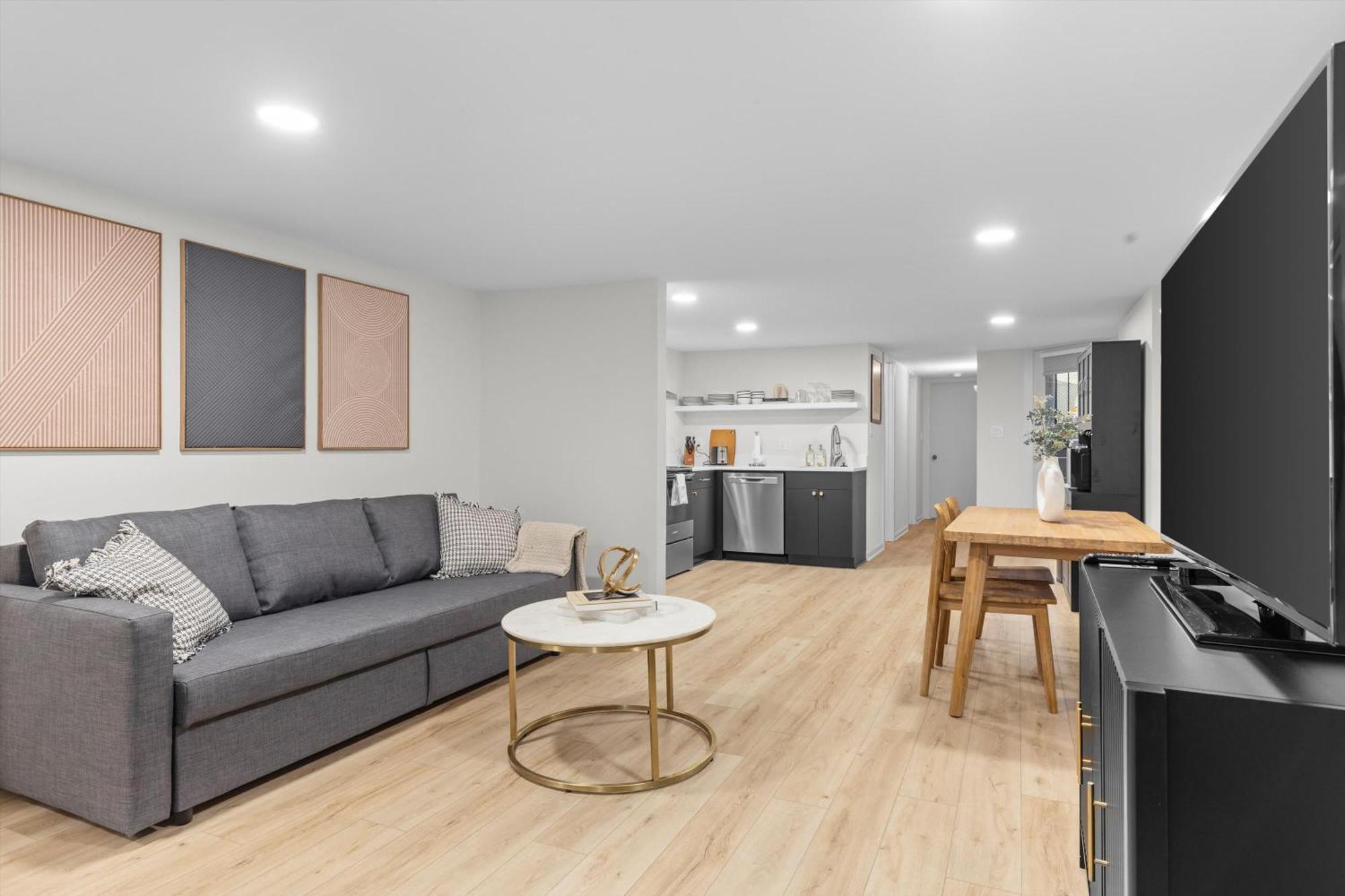 Spacious Nw Apt Steps To 14Th Street Corridor Washington Extérieur photo
